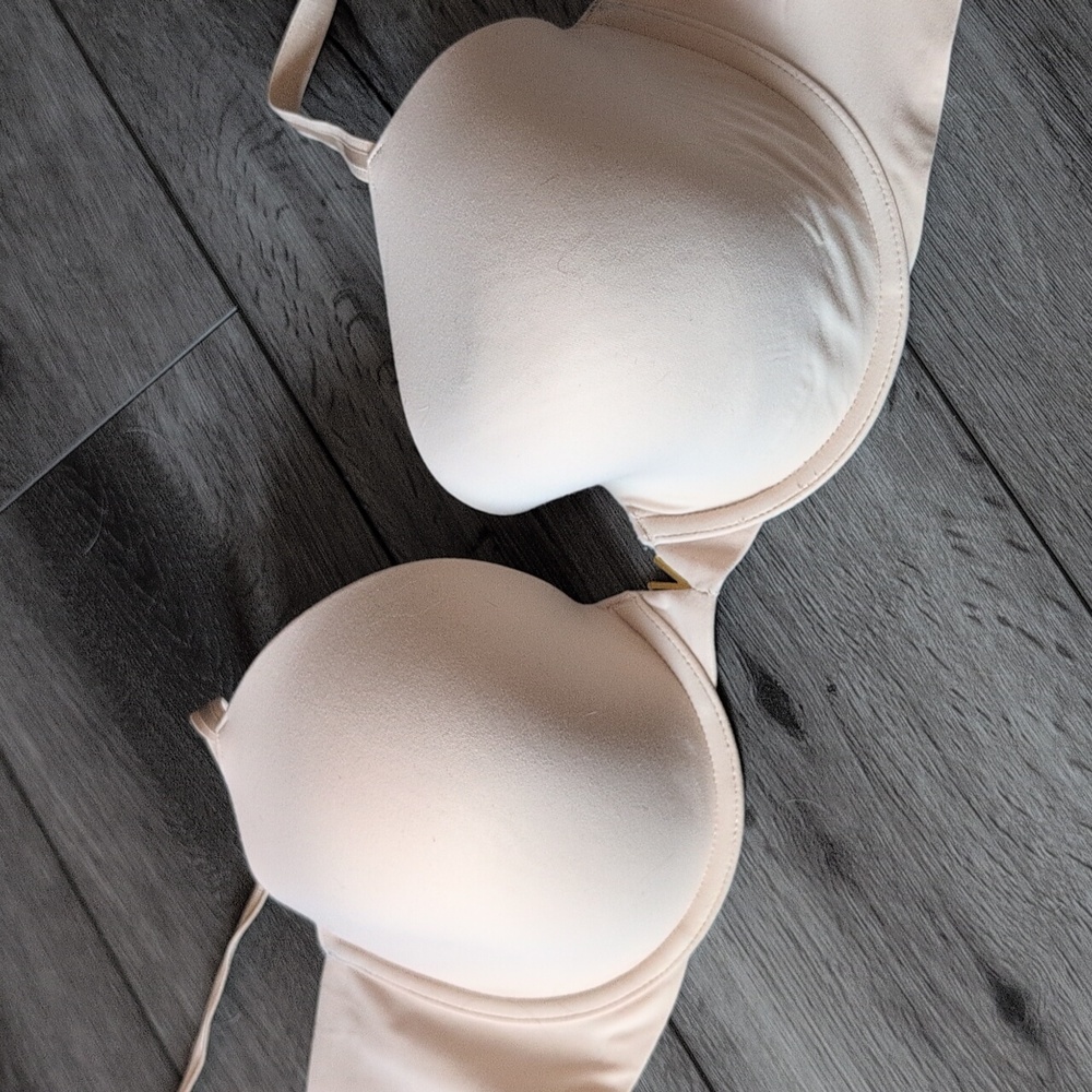 Victoria's Secret, Nude Lined Demi Bra, Size 38C